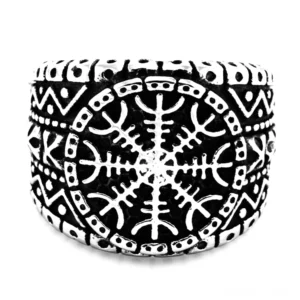 Wikinger Aegishjalmur Ring Draufsicht – zentrales Schutzzeichen mit aufwendigen geometrischen Bordüren und Runenmotiven