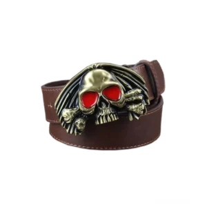 Brauner vintage-inspirierter Leder-Totenschädel-Gürtel mit Bronze-Schädel-Schnalle, rote Email-Augen und Knochendetails, alternatives Herren-Accessoire für Steampunk-Ästhetik