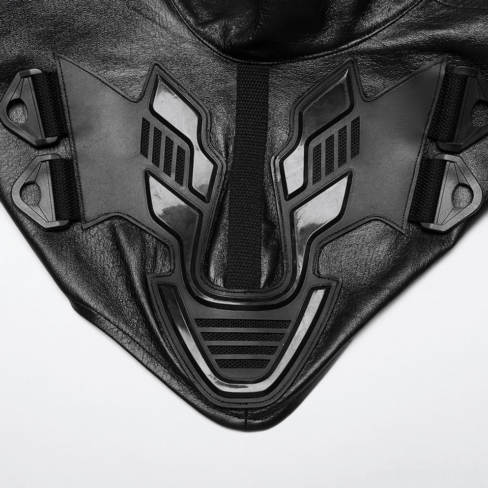 Nahaufnahme des Cyberpunk-Rüstungs-Frontpanels mit futuristischen geometrischen Akzenten und Schnallenbefestigungssystem, Taktisches Ledergeschirr