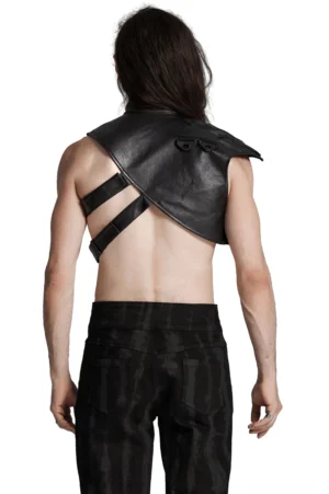 Rückansicht des gotischen taktischen Schulter-Harness mit Kreuzen-Rückenriemen und offenem Rückendesign, Cyberpunk Ledergeschirr