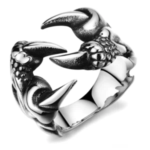 Drachenklaue Gothic Bikerring Draufsicht mit texturiertem Schuppenmuster und poliertem Silbermetallband im Detail