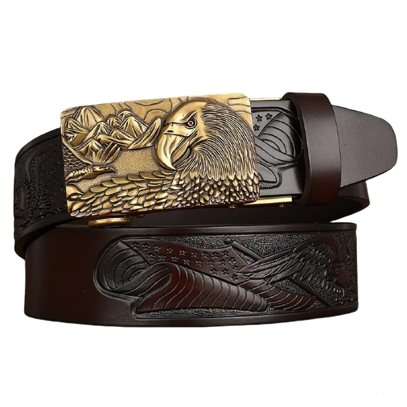 Echtes Leder Gothic Gürtel mit Antik-Messing Adler-Schnalle, dunkelbraunes Lederband mit geprägte patriotische Details und Adler-Motiv, Flatlay Produktdarstellung