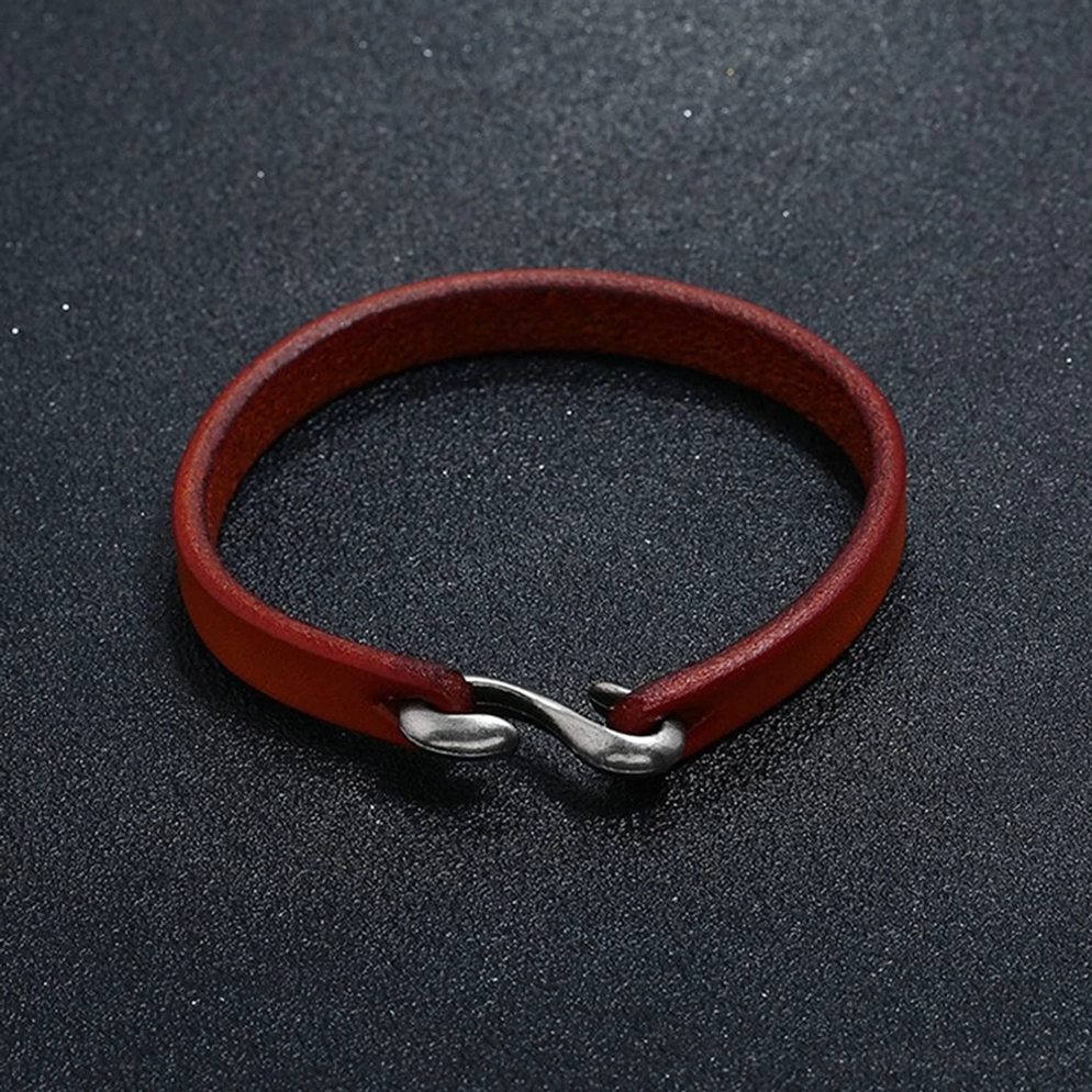 Dunkelrot-Braun echtes Leder Cuff Armband mit antikem Silber Hakenverschluss - Gothic schmales Band Design für Dark Fashion