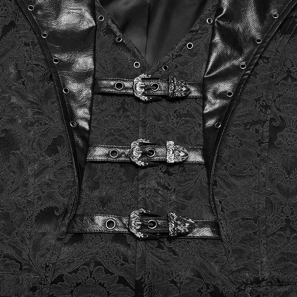 Nahaufnahme Vorderseite Gothic Anzugweste dekorative Metallschnallen und schwarze Kunstlederkanten mit Ösen-Details