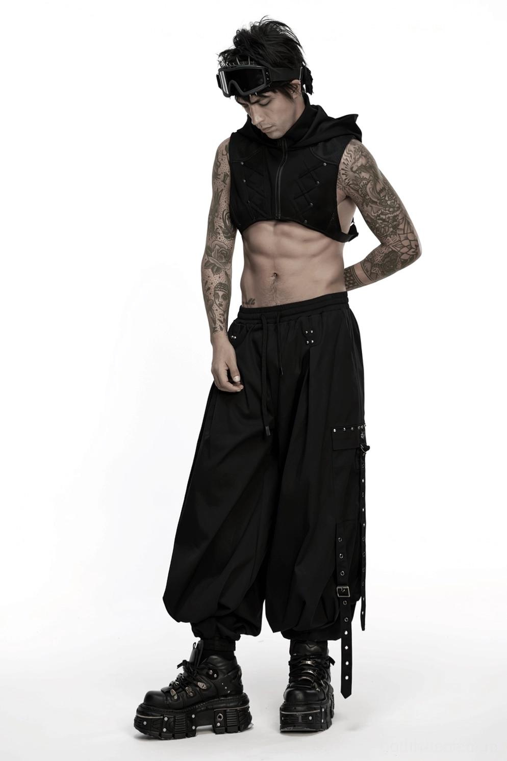 Schwarze Gothic Cargohose Stoff-Textur Detail zeigt elastisches Köperstoff-Webgewebe und Material-Zusammensetzung