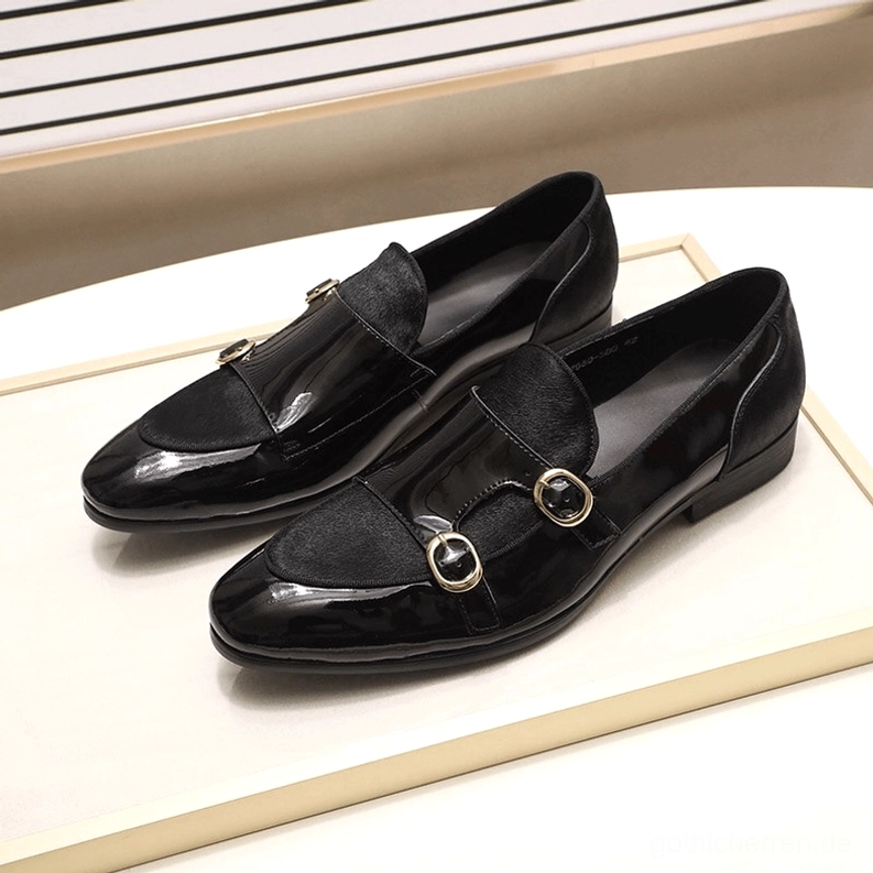 Gothic Doppelschnallen Loafer – Vollständiger Produkt-Überblick betont Design-Sophistication und Hardware-Eleganz
