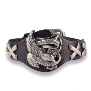 Gothic Eagle Lederarmband in Schwarz mit silberfarbenen Kreuznieteln und gestanztem Adleremblm – Live to Ride Biker Stil Handband