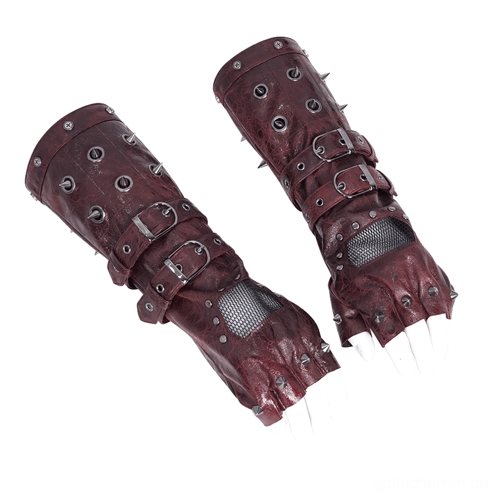 Paar schwarze und burgundy gothic studded gauntlet-handschuhe flat-lay draufsicht mit metallschnallen, nieten und mesh-einsätze