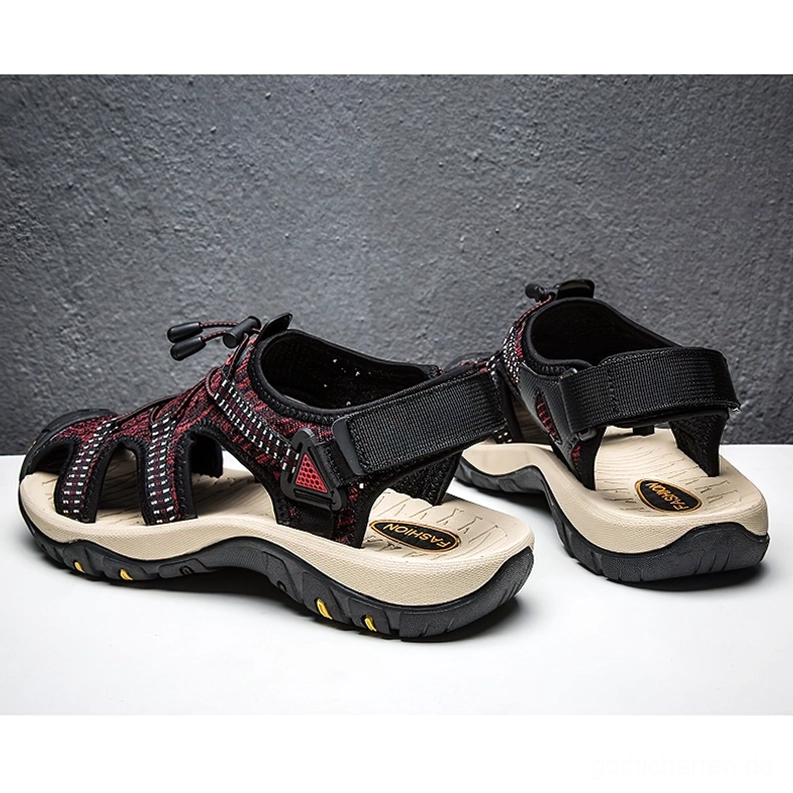 Gothic Gladiator Sandalen Weinrot Paarview Klettverschluss Knöchelriemen EVA Innensole Flachansicht Top-Down Detailaufnahme
