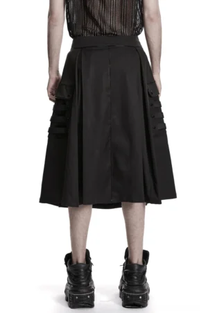 Gothic Herrenrock mit Techwear-Cargo-Taschen – Hinteransicht in vollständiger Körperperspektive zeigt Wadenlänge und strukturierte Taillenausbildung