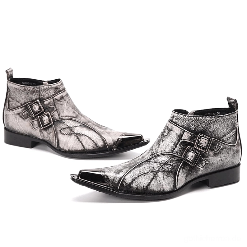 Männer Gothic Stiefel grau mit doppelter Schnalle und verwitterter Lederoberfläche, flache Seitenprofilansicht