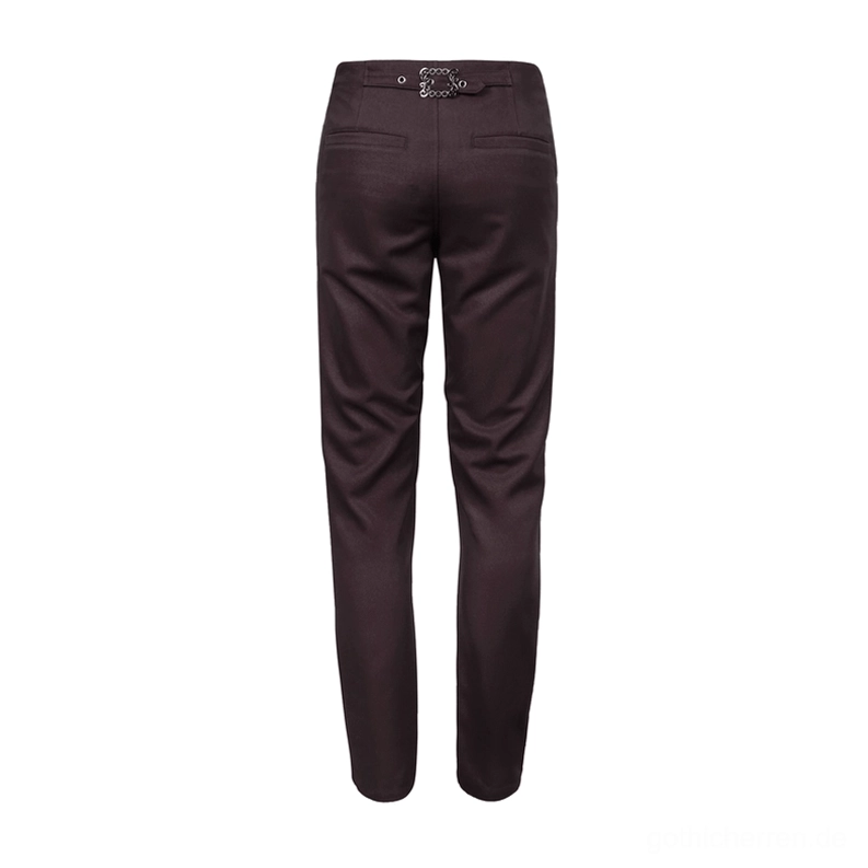 Rückseite der Herren-Gothic Hose in Weinrot mit vintage Schnallenverzierung, strukturierten Gesäßtaschen und professioneller Verarbeitung