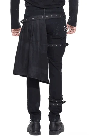Rückansicht gothic schwarze Kilthose Cargohose – Steampunk Röhrenhose mit zerrissenen Panelen asymmetrischer Kiltschürze und hinteren Schnallengurten