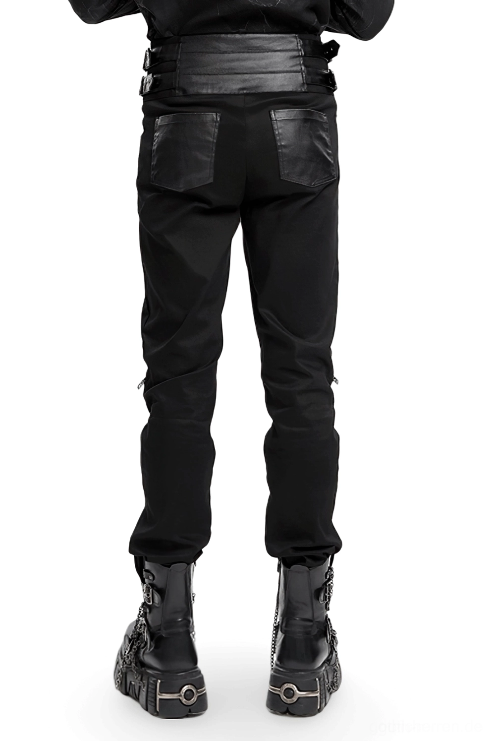 Rückansicht Gothic Lederhose mit breitem Lederriemen-Taillengurt und Leder-Rückentaschen
