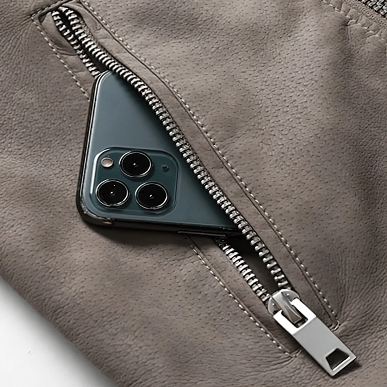 Multi-Pocket-Gothic-Lederjacke mit Hüften- und Brusttaschen-Reißverschlüssen und funktionalem Tasche-Design