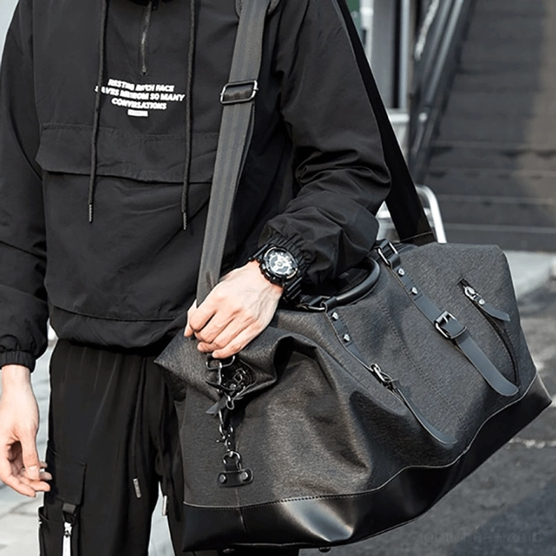 Gothic Oxford Canvas Duffel-Tasche Premium-Materialstruktur Detail zeigt Oxford-Webart und Lederbesatz Qualität mit industriellem Finish