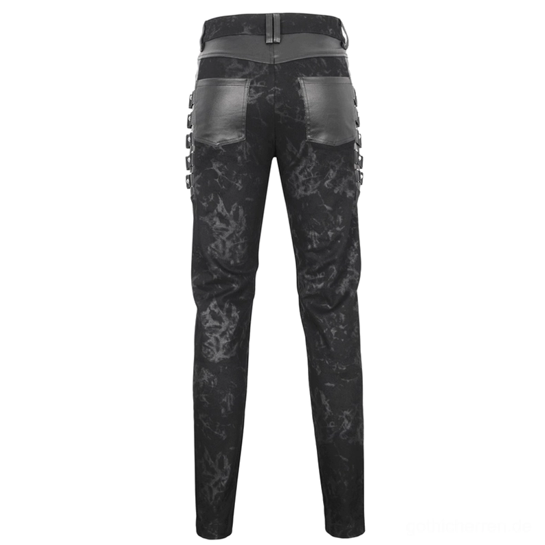 Rückansicht im Flachlegen der schwarzen Gothic-Herren-Röhrenhose mit Kunstledertaschen an den Hüften und Schnallengurten
