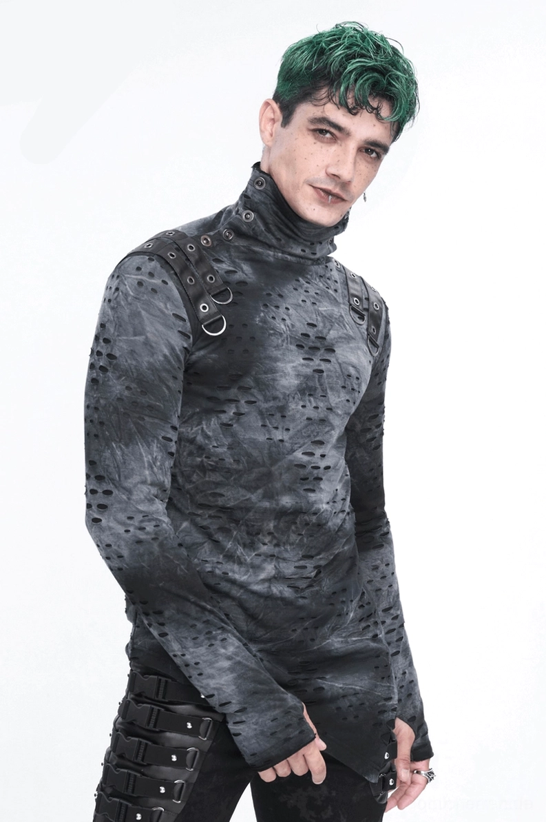 Gothic Distressed Rollkragen-Shirt Schaufensterpuppen-Komplett-Display, Vollkörperansicht, asymmetrischer Saum, perforierte Stoff-Konstruktion, minimalistische Ästhetik