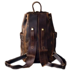 Rückseite echtes Leder Gothic-Reiserucksack mit gepolsterten Schultergurten, Messingrniete, bogenförmigem Tragesystem und robustem Canvas-Futter für maximalen Komfort
