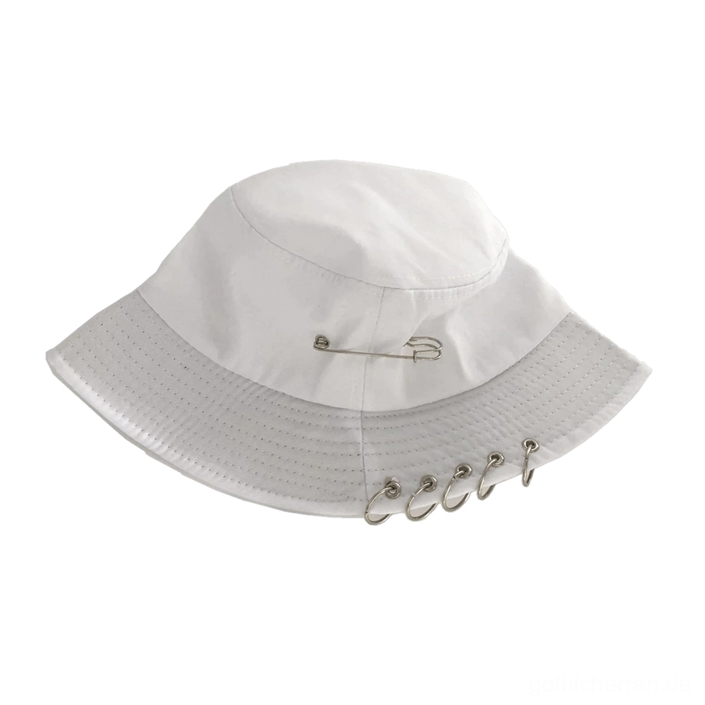 Grau-weisse Gothic Safety-Pin Bucket Hat mit Metall-Embellishments und zweifarbigem Design-Detail