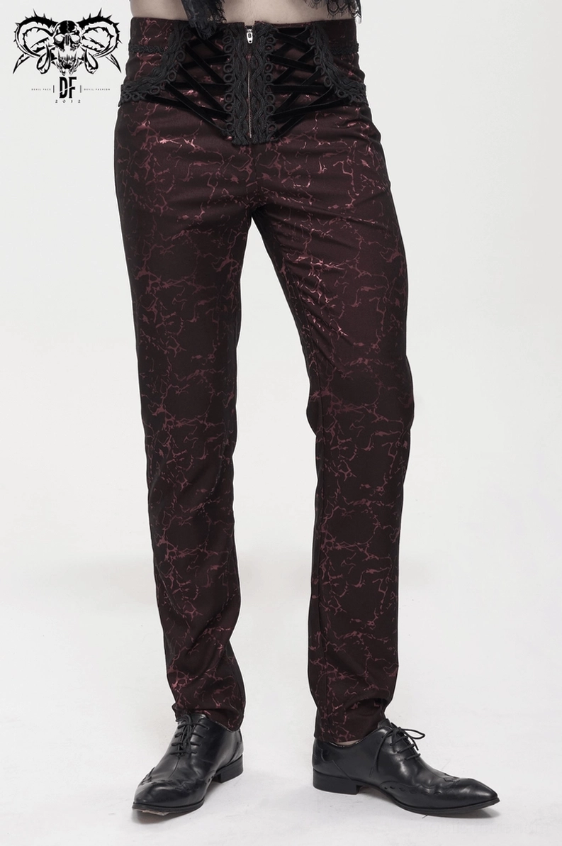 Weinrot Gothic Schnürhose Stoff Textur Nahaufnahme – Distressed Riss-Print Detail auf dunklem Bordeaux Stoff, Polyester-Rayon Material Zusammensetzung