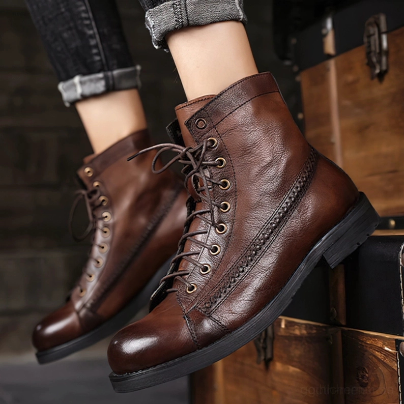 Gothic Schnürstiefel in Braun und Schwarz – Alternative Combat Boots für Herren in zwei ikonischen Farbvarianten