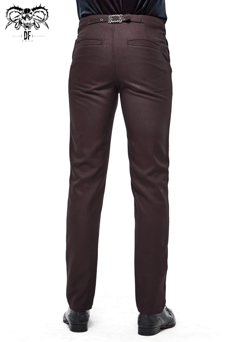 Gesamtansicht der Herren-Gothic Slim-Fit Hose in Weinrot mit ornamentalen Spitzentaschen-Details und eleganter Passform