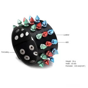 Gothic Punk Spike Leder Armband Seitenansicht mit Materialspezifikationen 4,3cm Breite 22cm Umfang und farbige Spike Dekoration Details