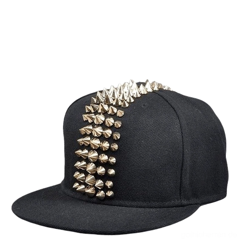 Goldene Spike Snapback Cap mit luxuriösen Metallverzierungen auf schwarzer Basis, Goth Alternative Fashion Headwear im Industrial-Stil