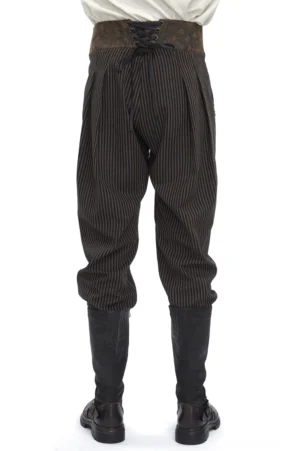Gothic High-Waist Streifenhose Rückansicht – Schnürung am Rücken mit plissierten Beinen und authentischer viktorianischer Schnürdetail