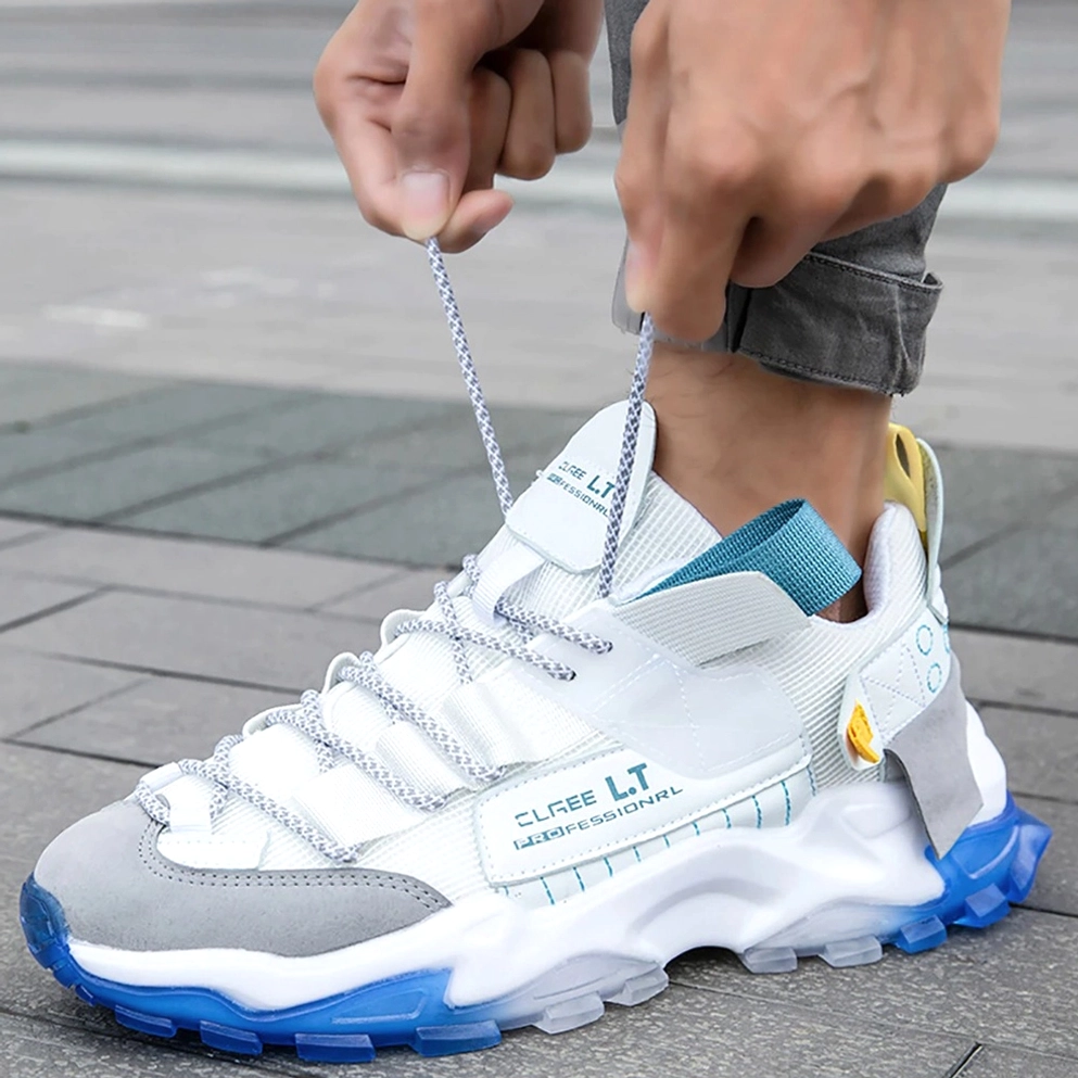 Urban alternative Turnschuhe Frontquartal-Ansicht Markenmarkierung Seitlich Schnürensystem komplettes Design-Element