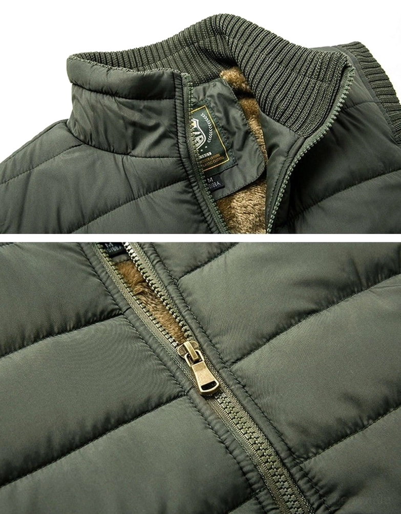Herren Gothic Fleece Weste Detail der Konstruktion, zeigt hochwertige Verarbeitung, Mandarin Stehkragen Design und gerippte Abschlüsse