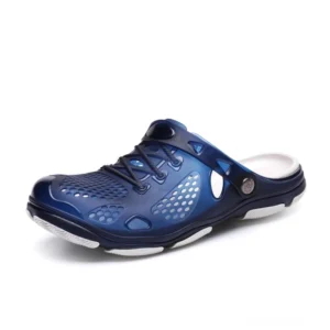 Herren Tiefes Ozeanblau Gothic Jelly Clog mit durchsichtiger EVA-Konstruktion und weißer Kautschuksohle, minimalistische Seitenprofilansicht