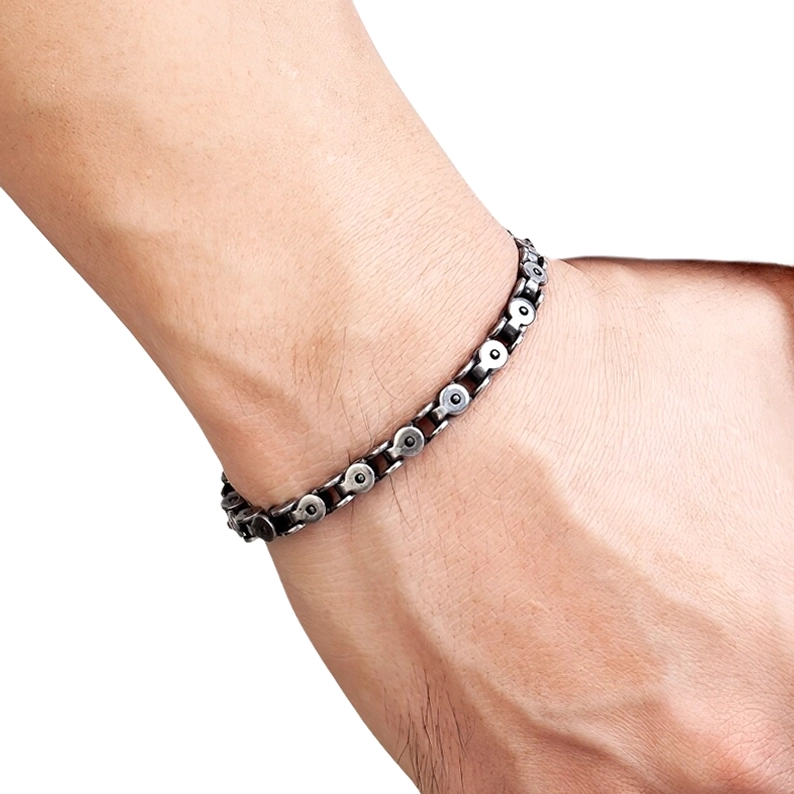 Herren Gothic Kettenarmband Fahrradketten-Stil dunkles Silber – Detail Flach-Ansicht Industrial Edelstahl Punk Accessoire