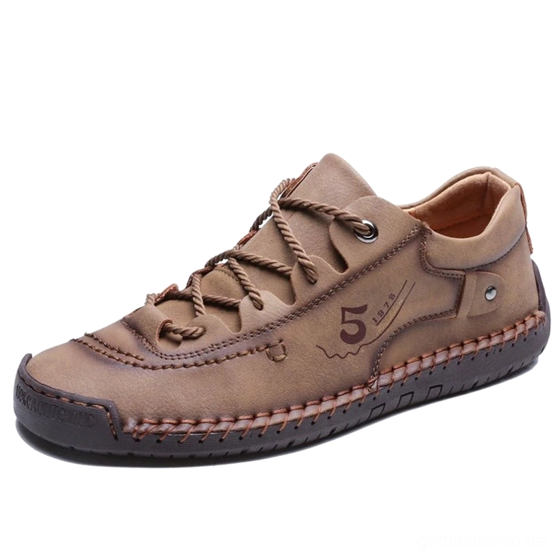 Khaki-Braun Gothic Leder Schnürschuhe Herren mit verdrehten Schnüren, Seitenansicht zeigt dekoratives Topstitching und Vintage-Distressed-Leder