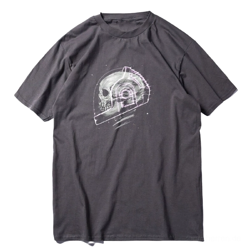 Burgunder kosmisches Skelett Grafik Gothic Tee Flat Lay, Kurzarm Weltraum-Totenkopf-Print Design auf Weinrot Baumwoll-T-Shirt