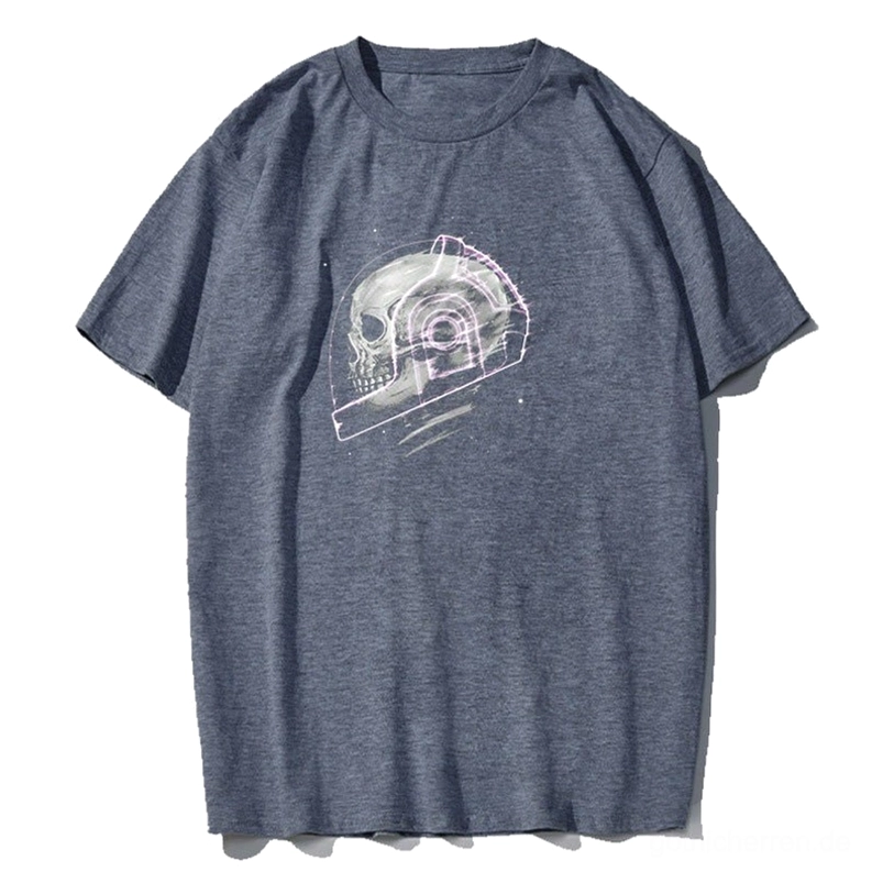 Holzkohle-Grau kosmisches Skelett Grafik Tee Detail, Nahaufnahme Weltraum-Totenkopf-Print auf Kurzarm Gothic T-Shirt