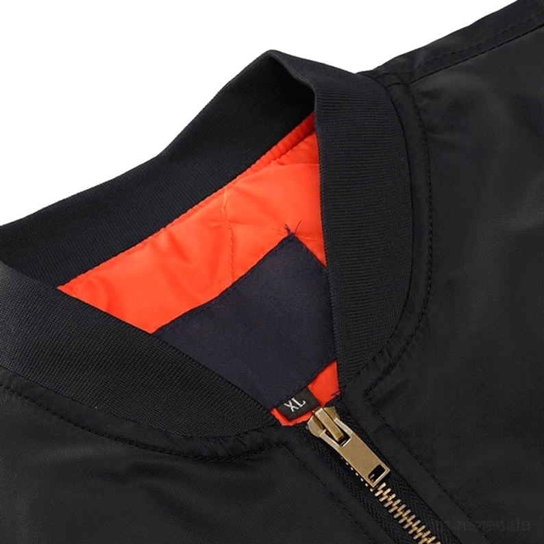 MA-1 Bomberjacke Ärmelmanschette und Reißverschluss-Tasche Detailansicht – Gothic Military Außenbekleidung Konstruktion mit funktionalen Pocket-Details