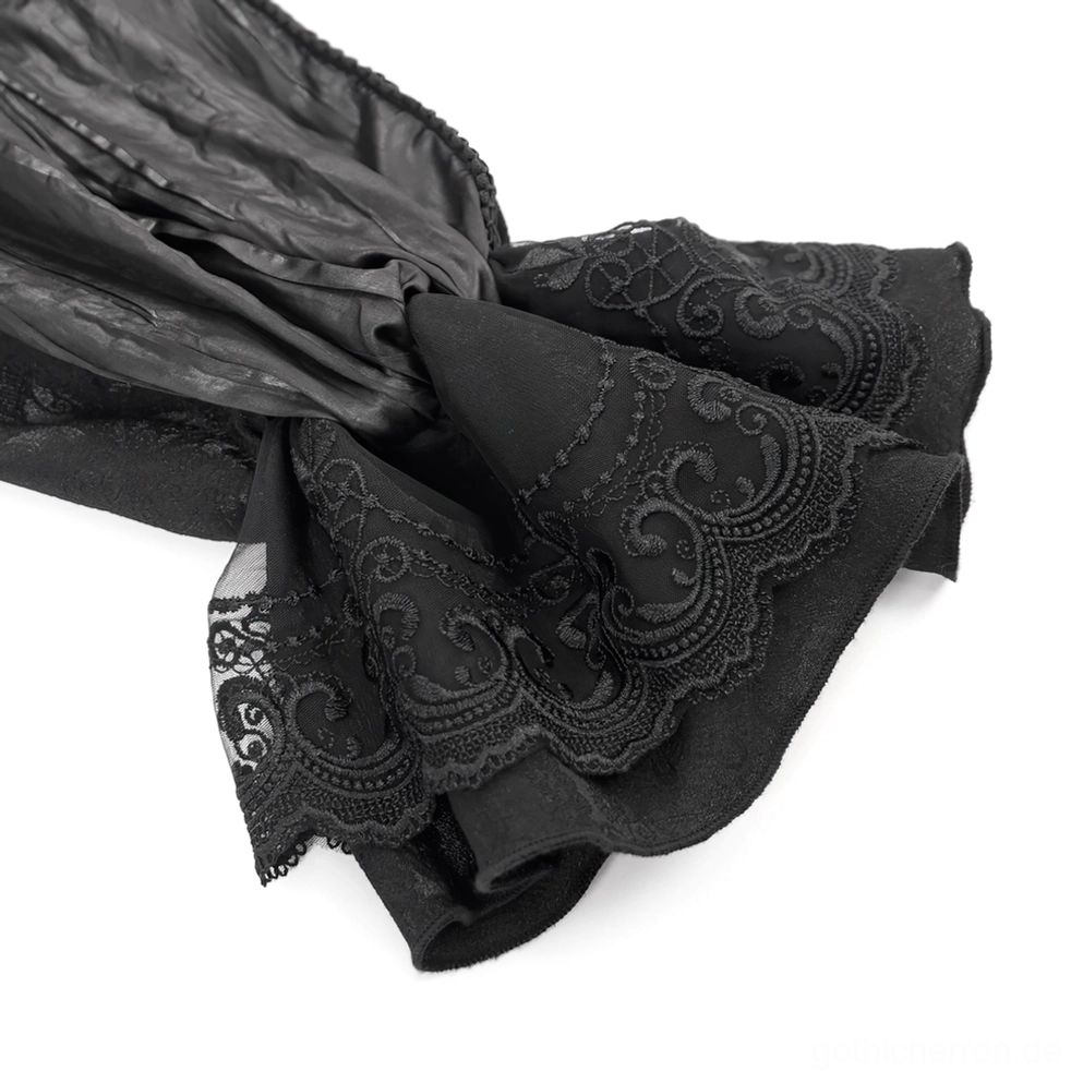 Herrenmodell trägt schwarzes viktorianisches Spitzen-Gothic-Hemd mit alternativer Mode-Accessoires gestylt