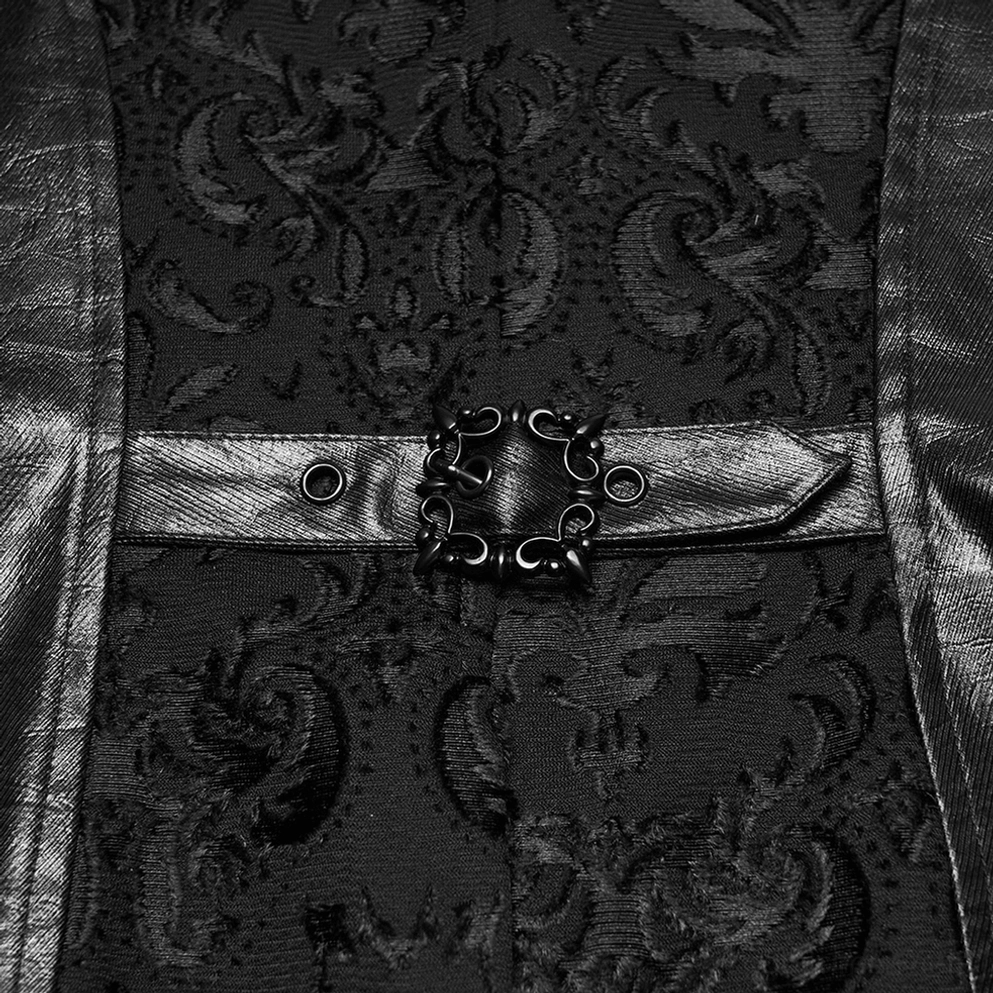 Männliches Modell trägt schwarze Barock-Stickerei Gothic Anzugweste Ganzkörperansicht vorne im Studio-Setting mit passendem Outfit