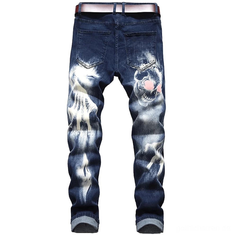 Dunkelblau Gothic-Jeans Rückansicht mit Gürtelschlaufen und roten Schädel-Akzenten auf 3D-Grafik
