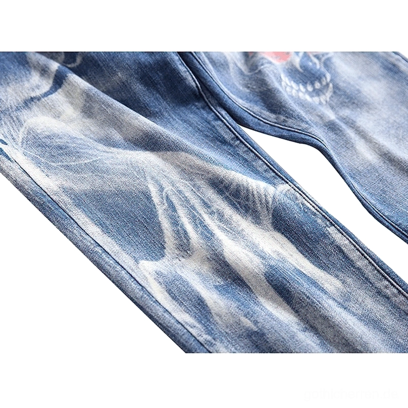 Navy gotische Totenkopf-Denim-Jeans für Herren mit Geisterhands-Druck und alternativer Mode-Ästhetik Styling