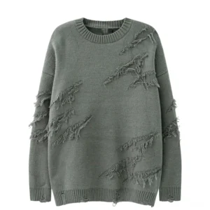 Salbeigrün zerrissener Gothic Strickpullover mit Übergröße Frontalansicht flach ausgelegt zerrissene Schlitzverzierungen rundhals gerippte Manschetten