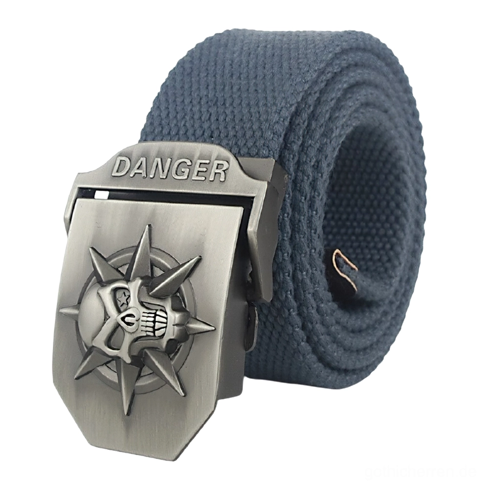 Schieferblau taktischer Canvas Gürtel mit gravierter versilberter Totenkopf DANGER-Schnalle, Vorderansicht