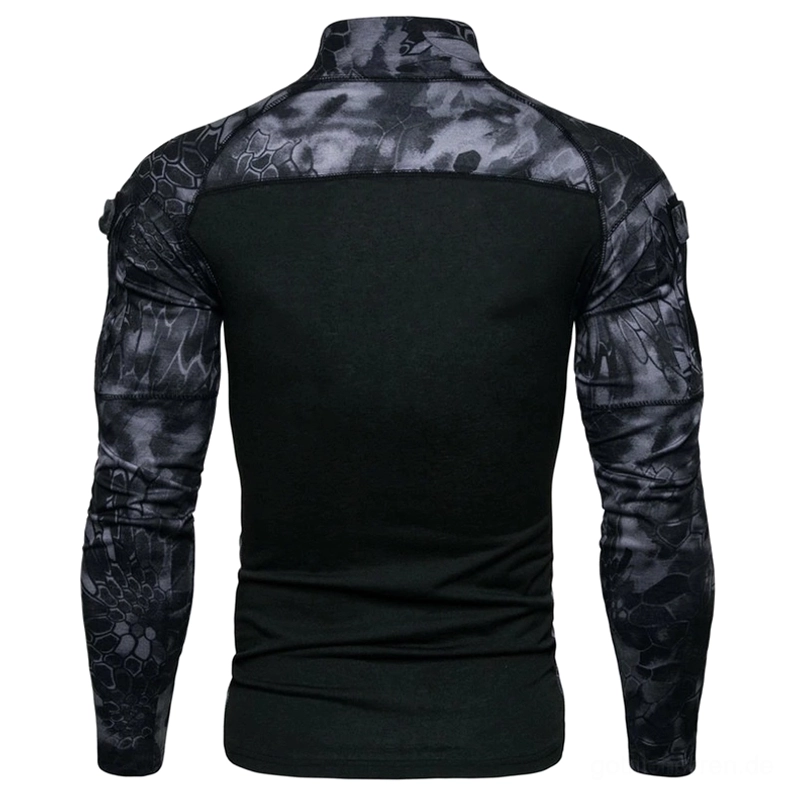 Rückansicht des schwarzen Python Camouflage Tactical Shirts mit solid Rückenpaneel und gemustertem Schulterbereich