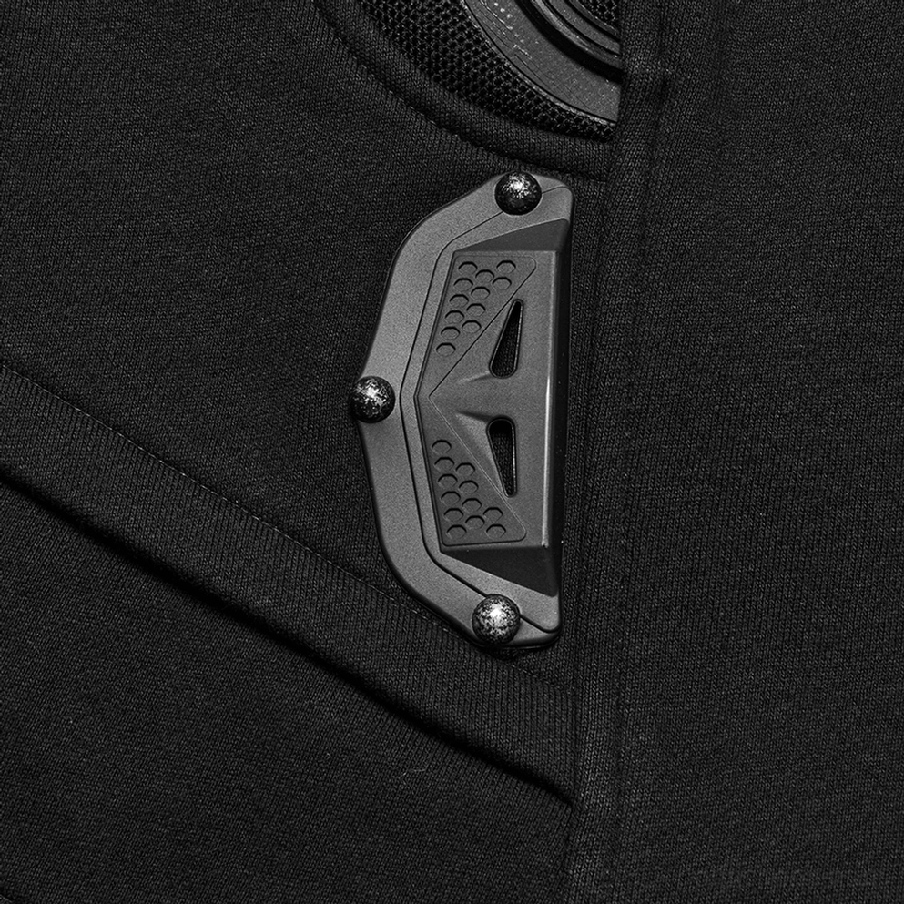 Schwarze elastische Tactical-Weste vollständige Silhouette-Passform-Display zeigt Rüstung Proportionen und Design