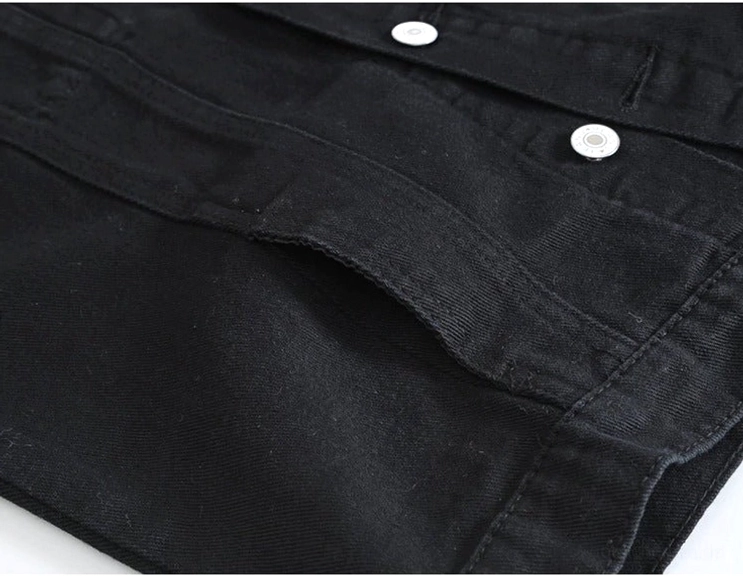 Schwarze Denim Gothic Weste Taschen-Naht Detail - Rückenseite Joch Plissees, silberner Rundknopf, enge Denim-Nähte, Industriequalität