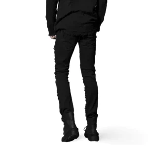 Schwarze Gothic Punk Biker Lederhose Rückansicht – zerrissene Details und Lederakzente auf den hinteren Beinpaneelen