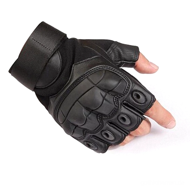 Schwarze fingerlose taktische Kampfhandschuhe mit belüfteter Hartknöchel-Schutzvorrichtung und verstellbarem Klettverschluss für gothisches taktisches Styling und erweiterten Tragekomfort