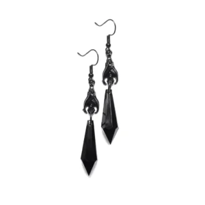 Schwarze Gothic Fledermaus Tropfen Ohrringe mit facettierten schwarzen Charms - direkte Draufsicht Flat-Lay Ansicht zeigt detailliertes Filigran-Design